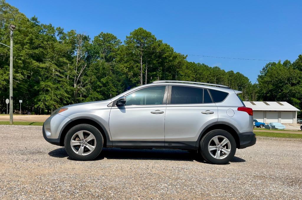 2015 Toyota RAV4 - $11,895