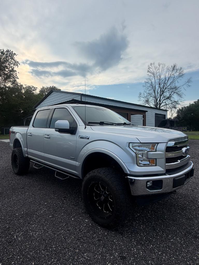 2017 Ford F150 - $26,500