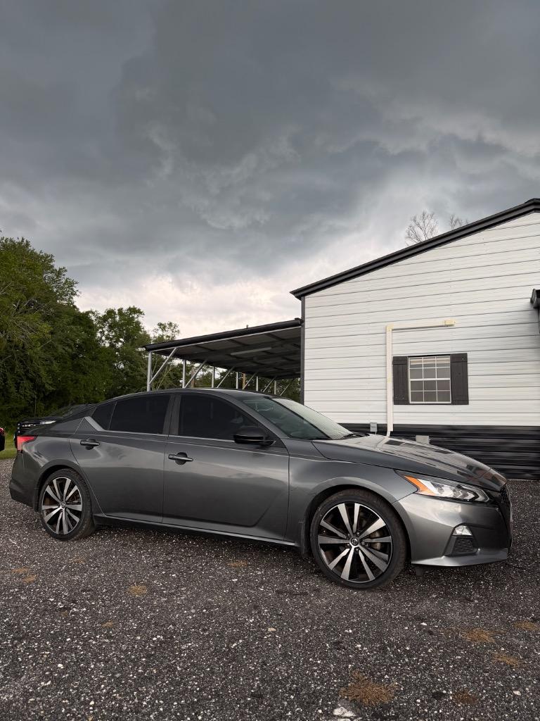 2019 Nissan Altima - $14,500