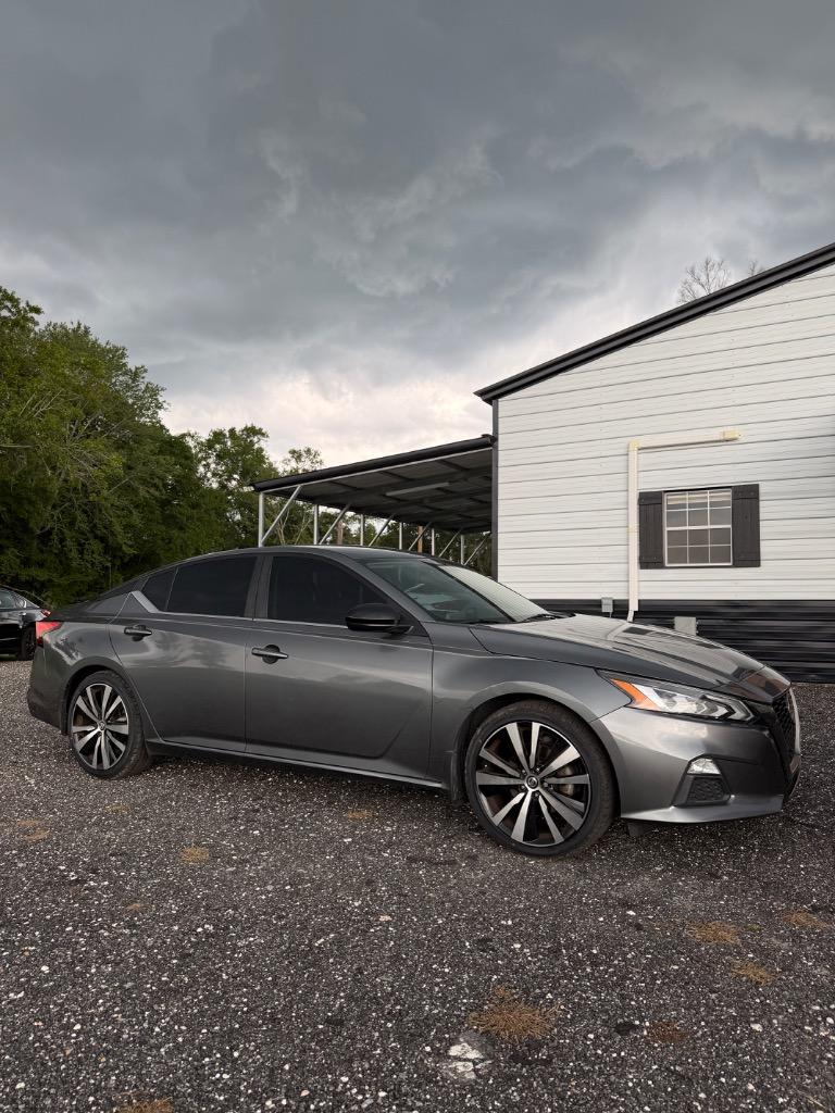 2019 Nissan Altima - $14,500