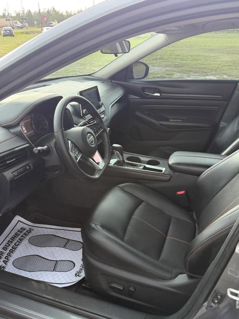 2019 Nissan Altima - $14,500