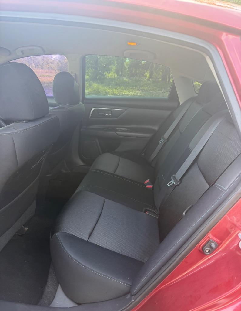 2017 Nissan Altima - $9,500