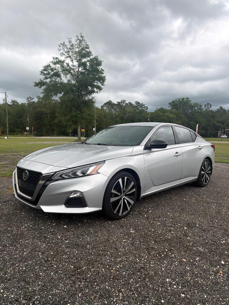 2019 Nissan Altima - $11,500