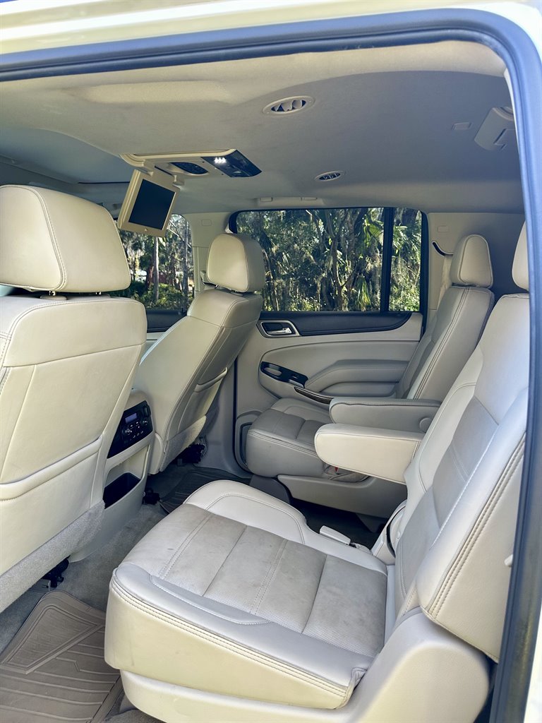 2017 GMC Yukon XL 1500 Denali photo