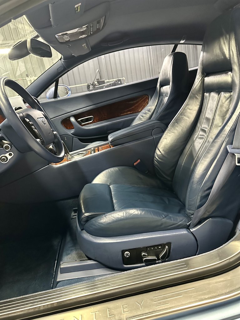 2005 Bentley Continental
