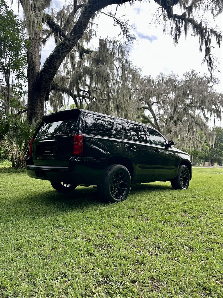 2015 Chevrolet Tahoe LS photo