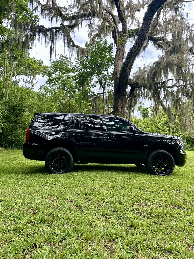 2015 Chevrolet Tahoe LS photo