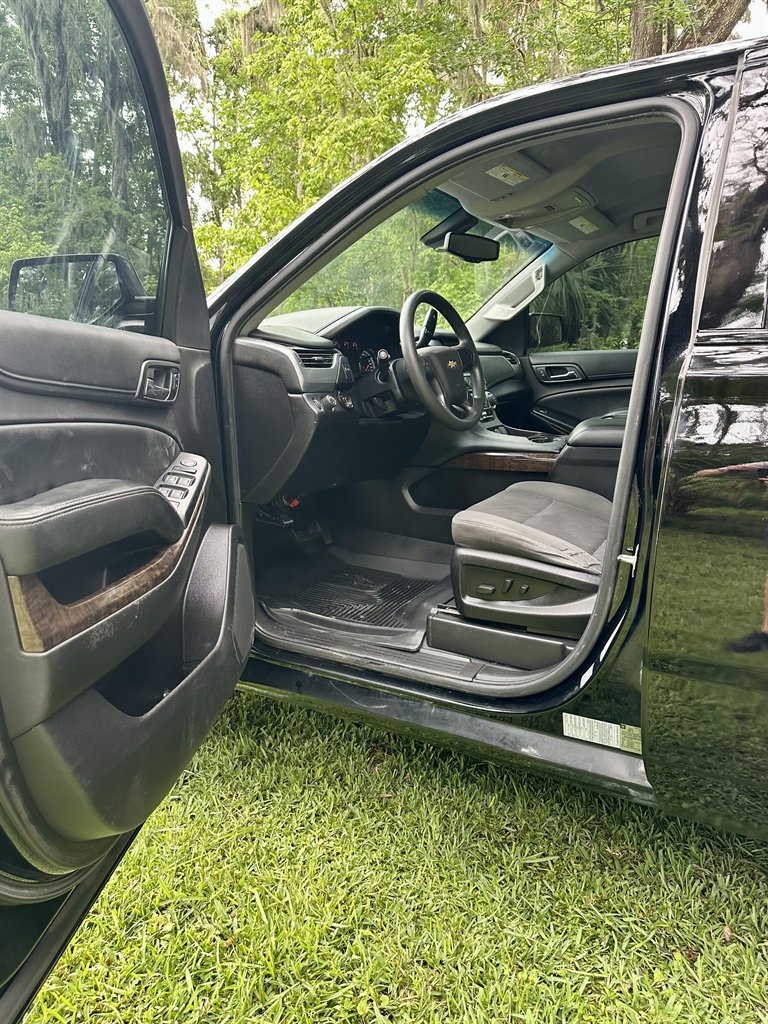2015 Chevrolet Tahoe LS photo