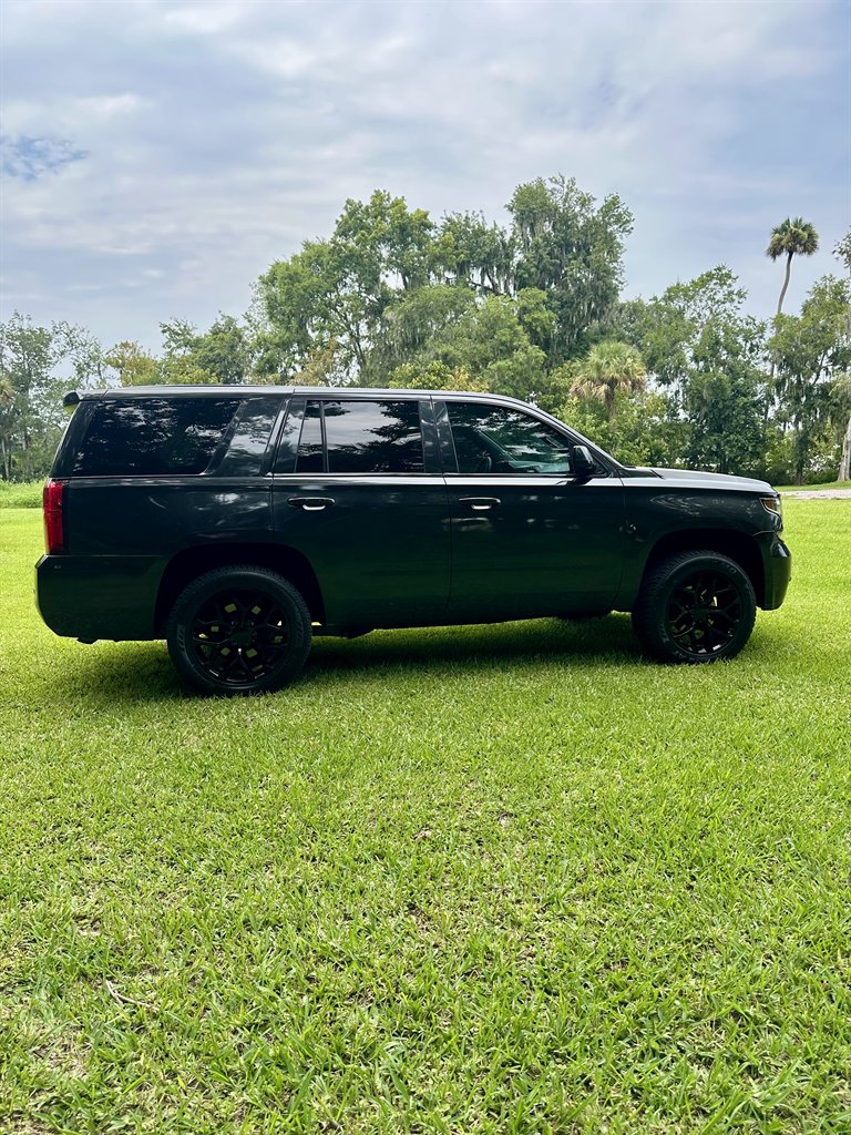 2015 Chevrolet Tahoe - $15,995