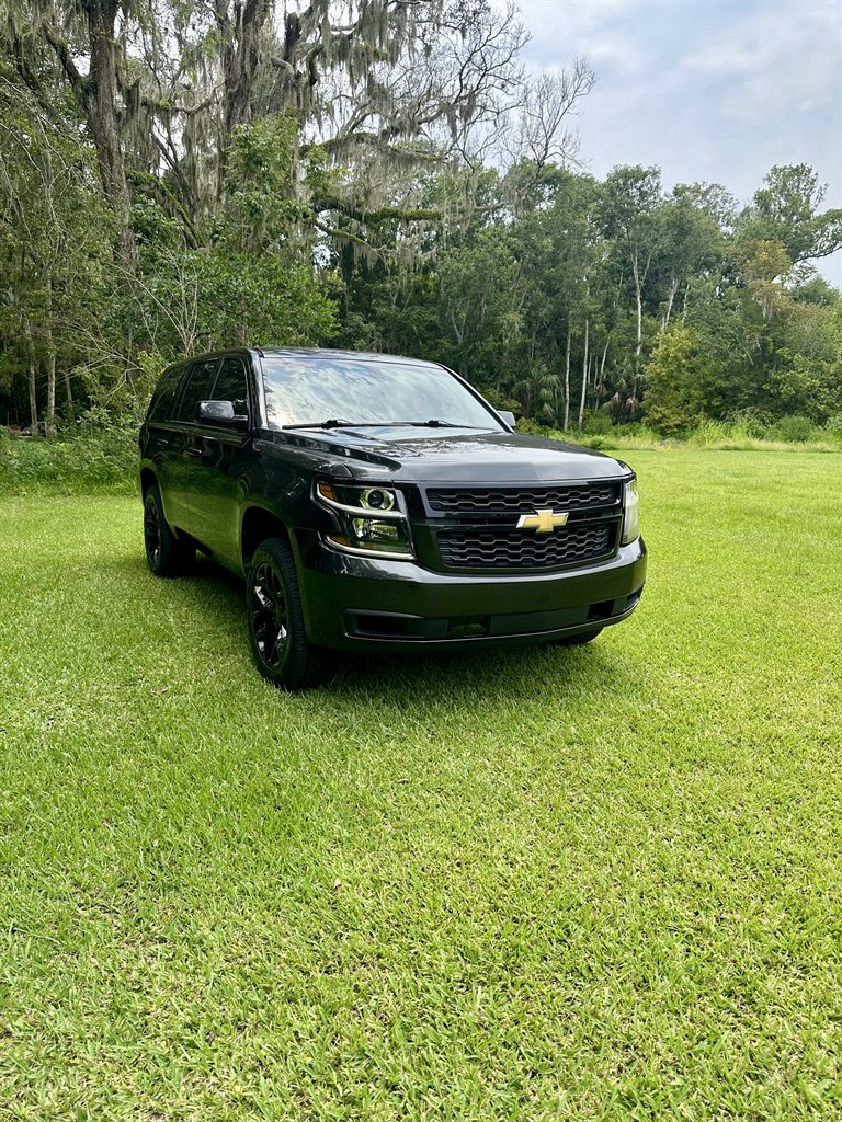 2015 Chevrolet Tahoe - $15,995