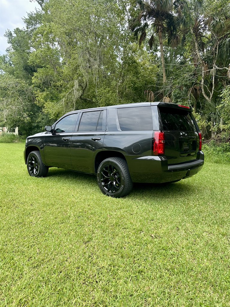 2015 Chevrolet Tahoe - $15,995