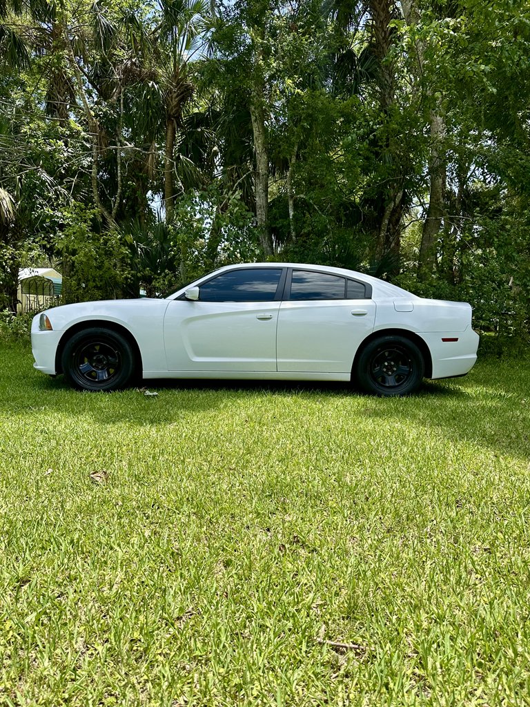 2013 Dodge Charger - $4,669