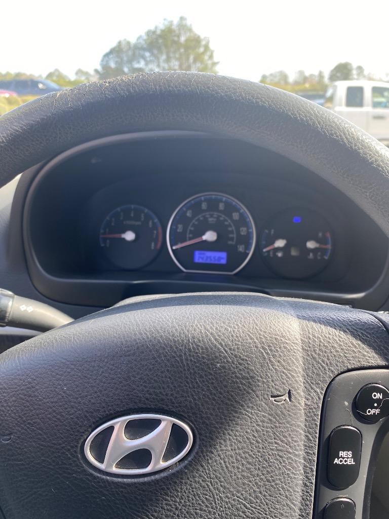 2009 Hyundai Santa Fe GLS photo