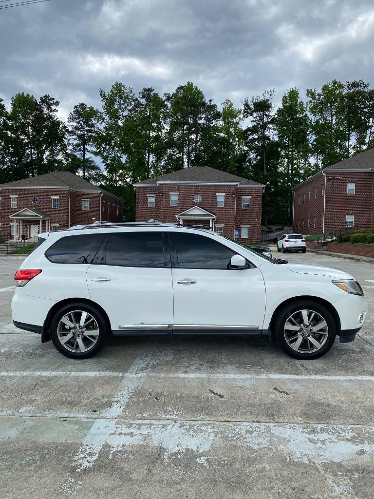 2014 Nissan Pathfinder S photo