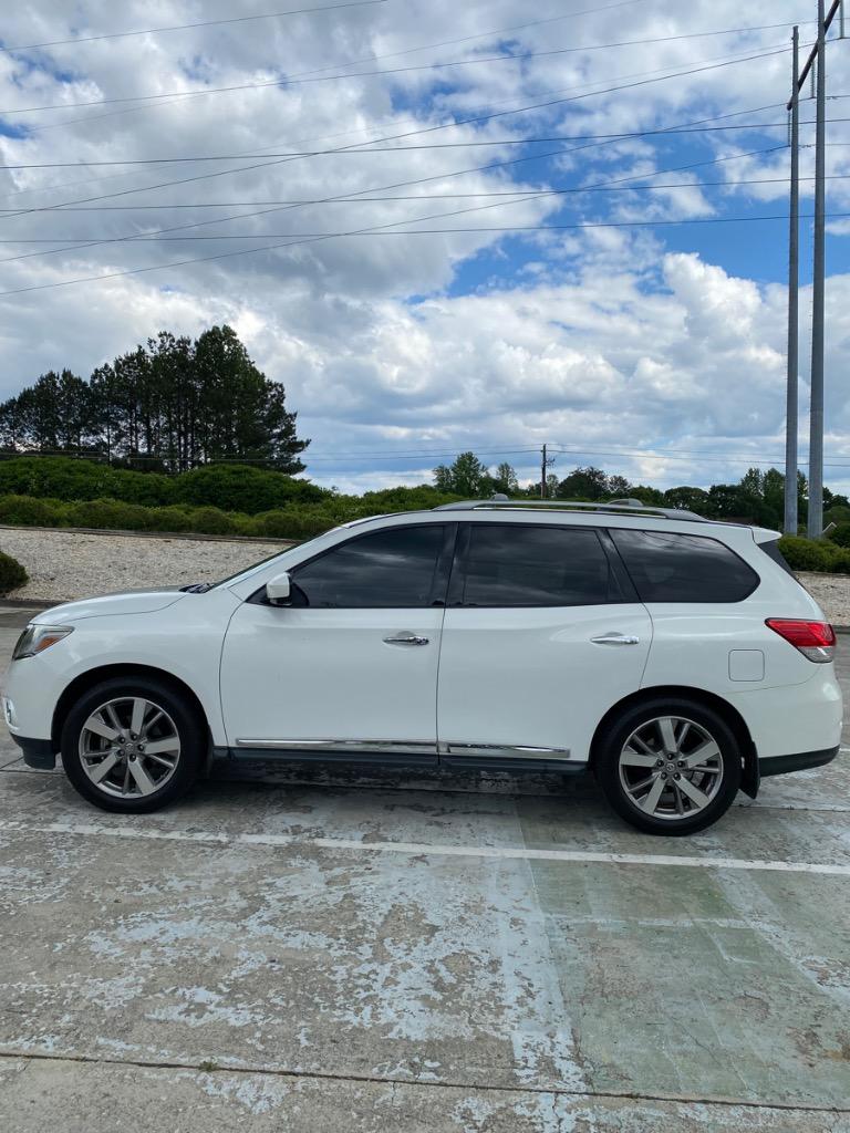 2014 Nissan Pathfinder S photo