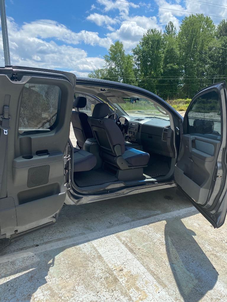 2006 Nissan Titan XE FFV photo