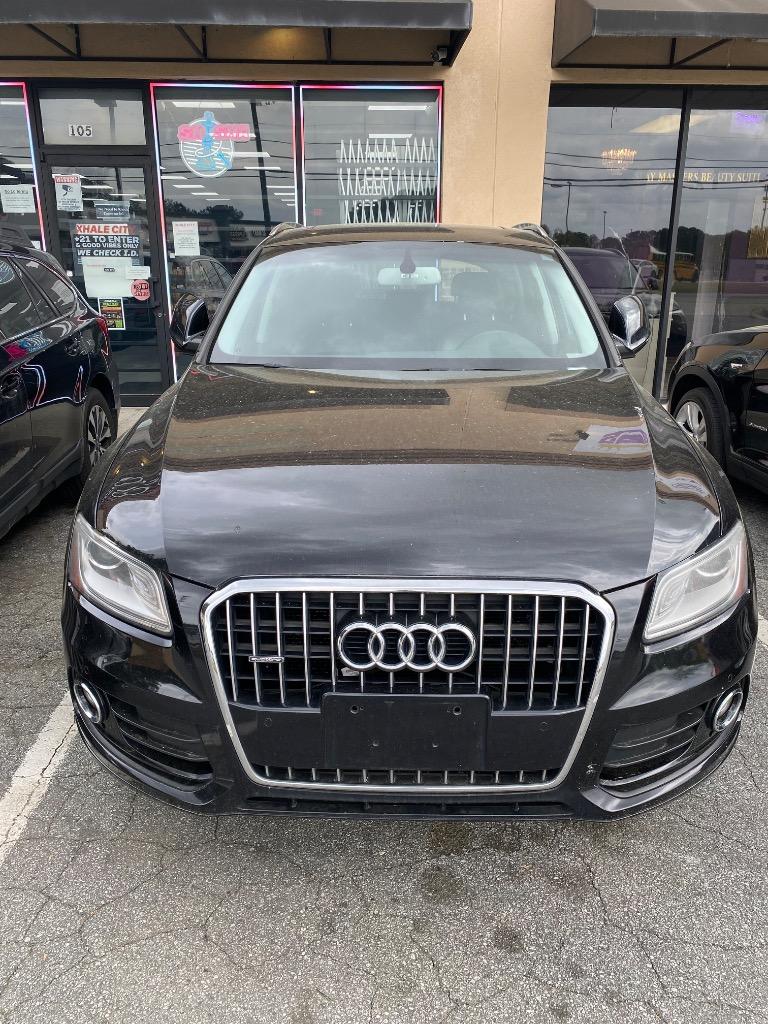 2013 Audi Q5 - $5,900
