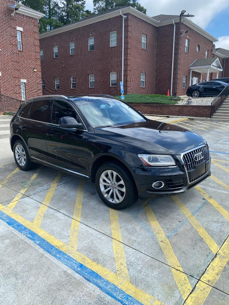 2013 Audi Q5 - $5,900