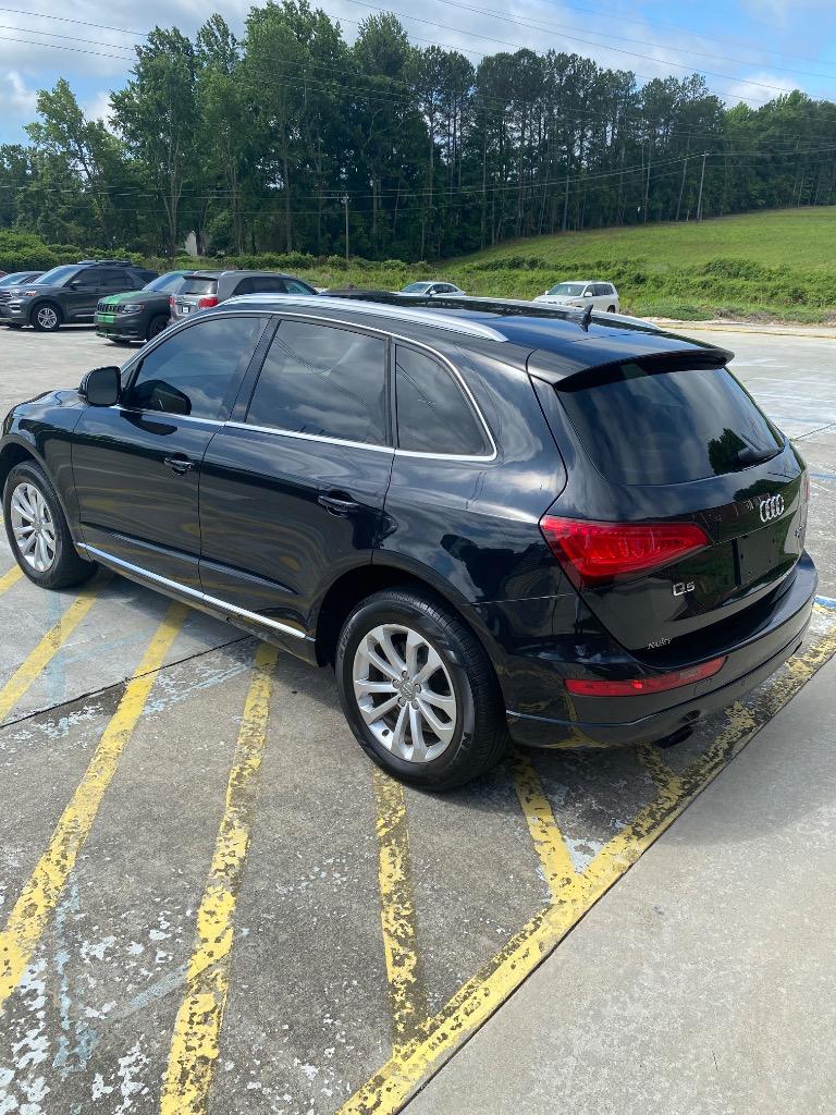2013 Audi Q5 - $5,900