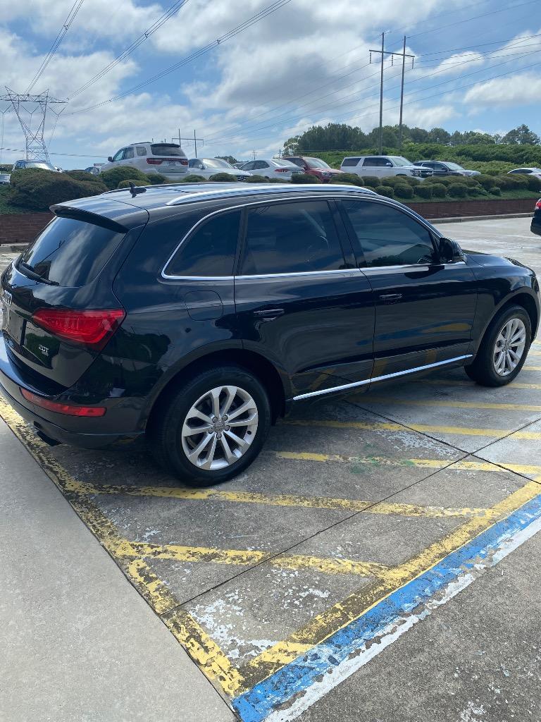 2013 Audi Q5 - $5,900