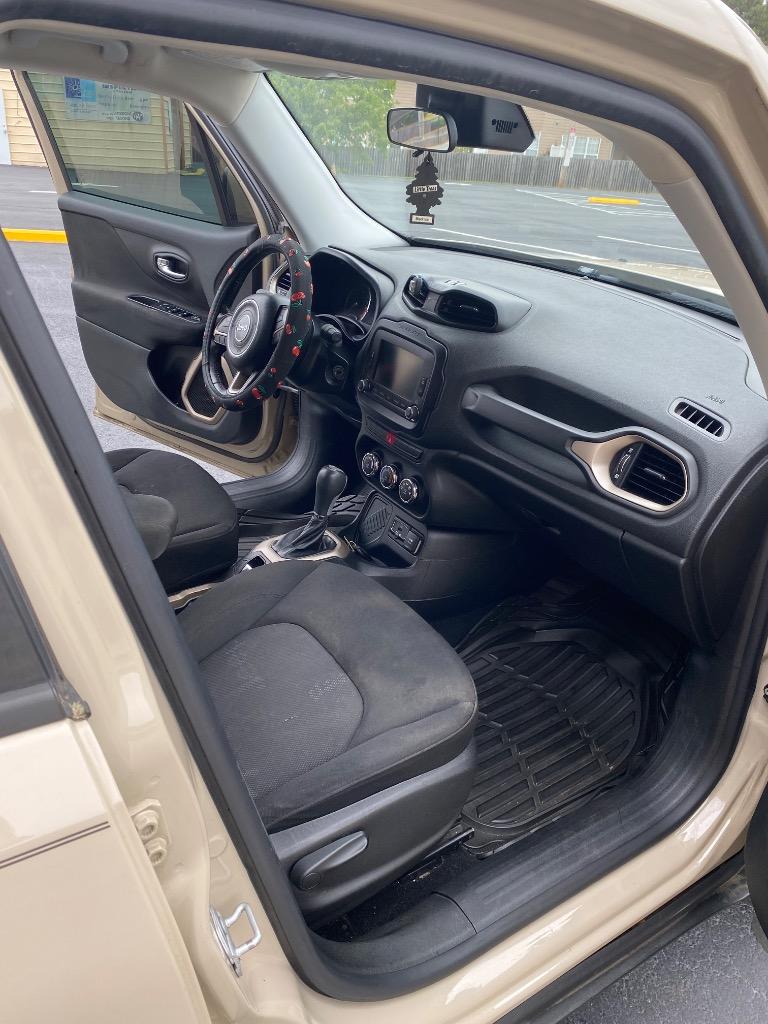 2015 Jeep Renegade - $5,900