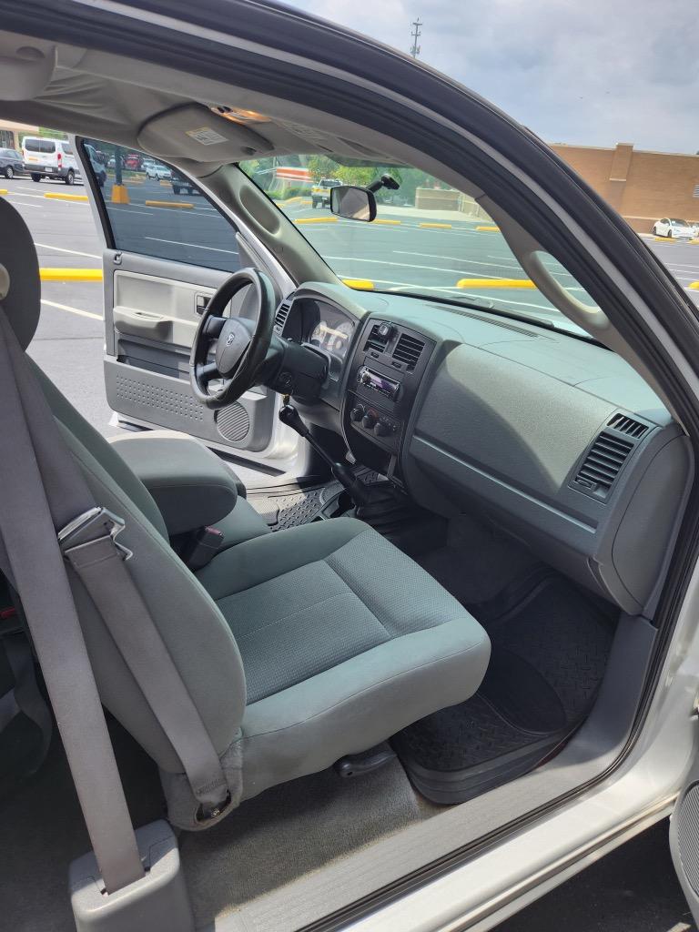 2006 Dodge Dakota - $4,200