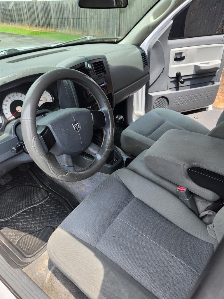2006 Dodge Dakota - $4,200
