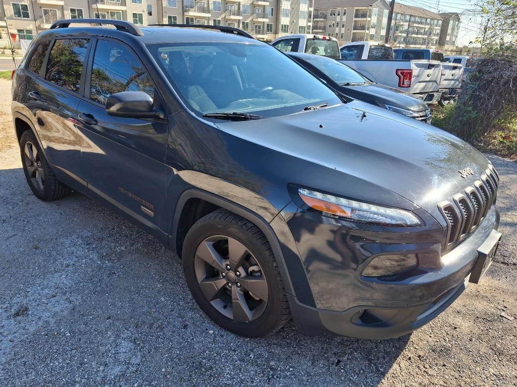 2017 Jeep Cherokee - $10,599