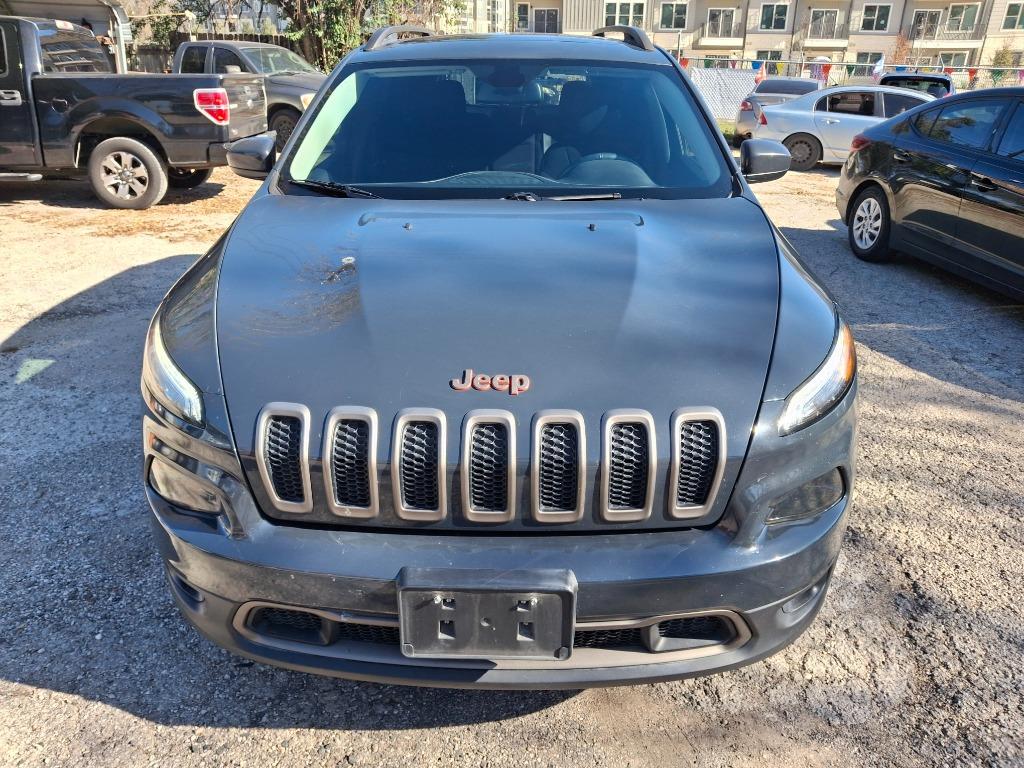 2017 Jeep Cherokee Latitude photo