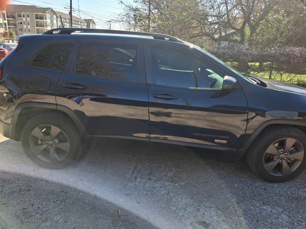 2017 Jeep Cherokee - $10,599