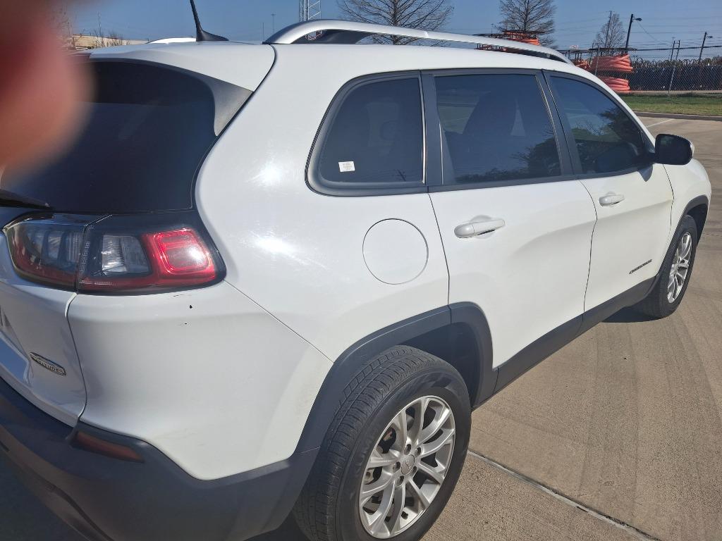 2021 Jeep Cherokee Latitude photo