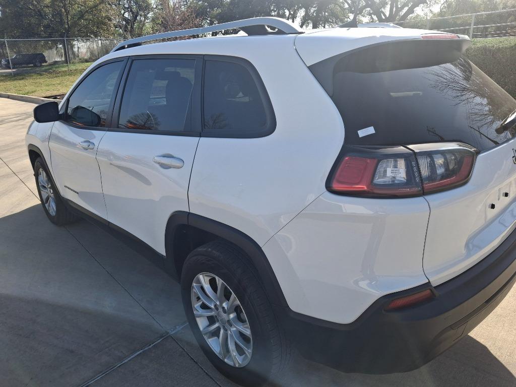 2021 Jeep Cherokee Latitude photo