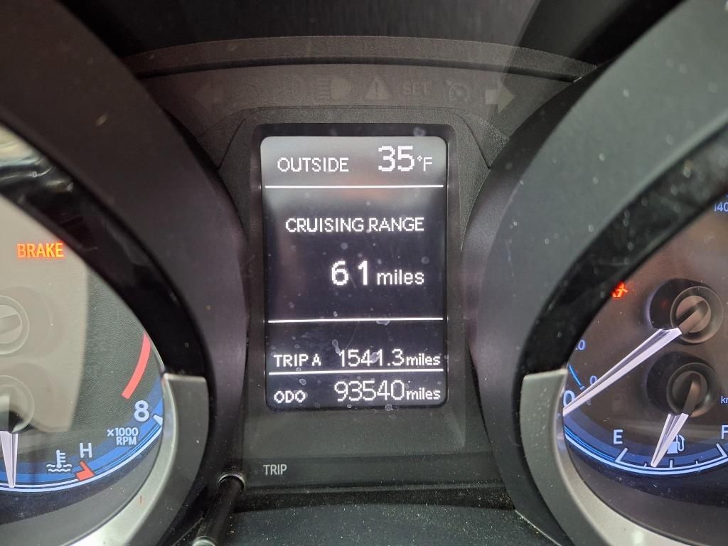 2015 Toyota Corolla S photo