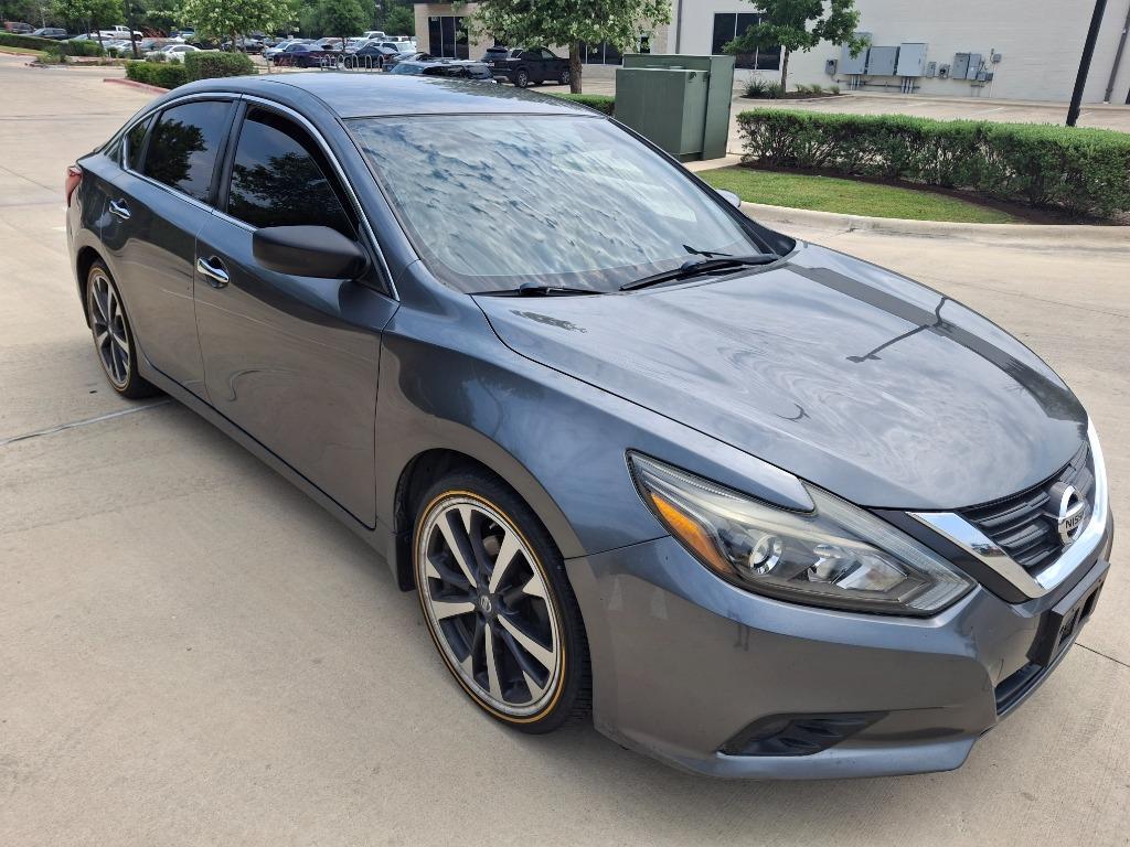 2016 Nissan Altima photo