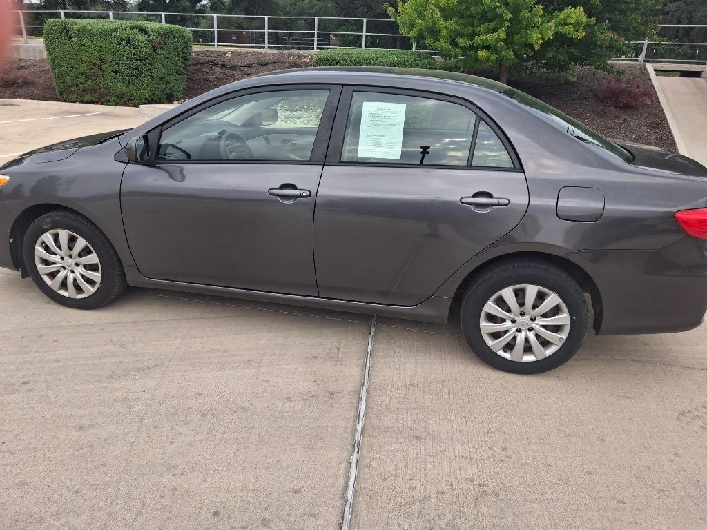 2012 Toyota Corolla L photo
