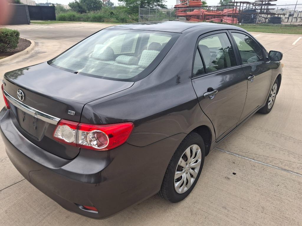 2012 Toyota Corolla L photo