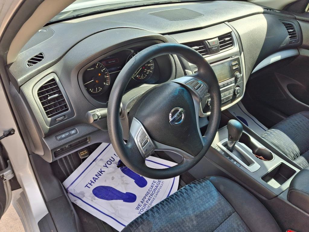 2016 Nissan Altima photo