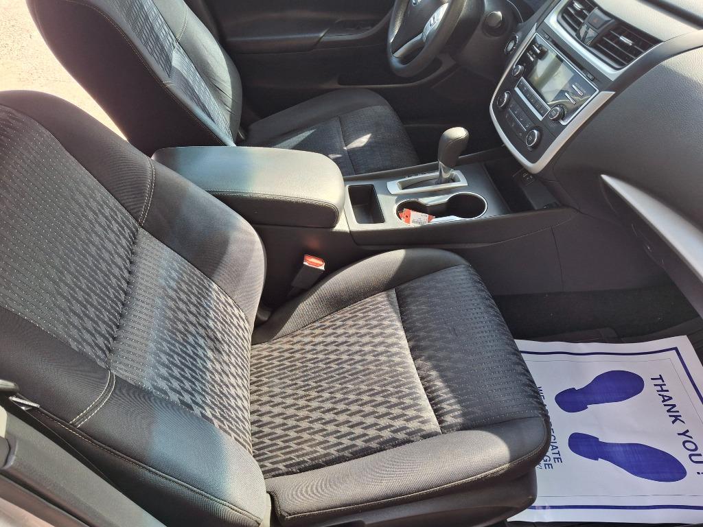 2016 Nissan Altima photo