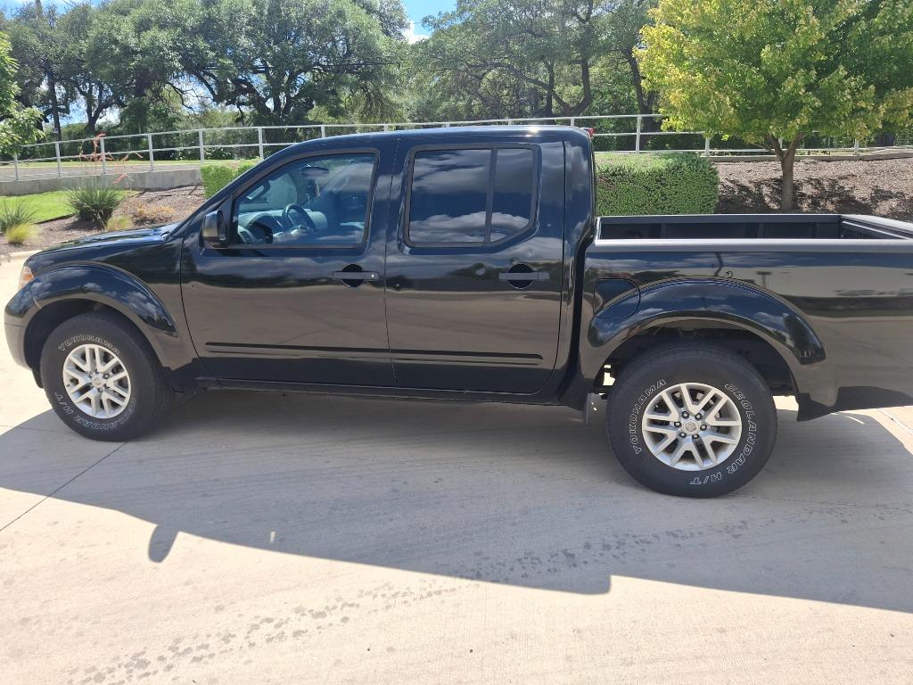2016 Nissan Frontier - $11,999