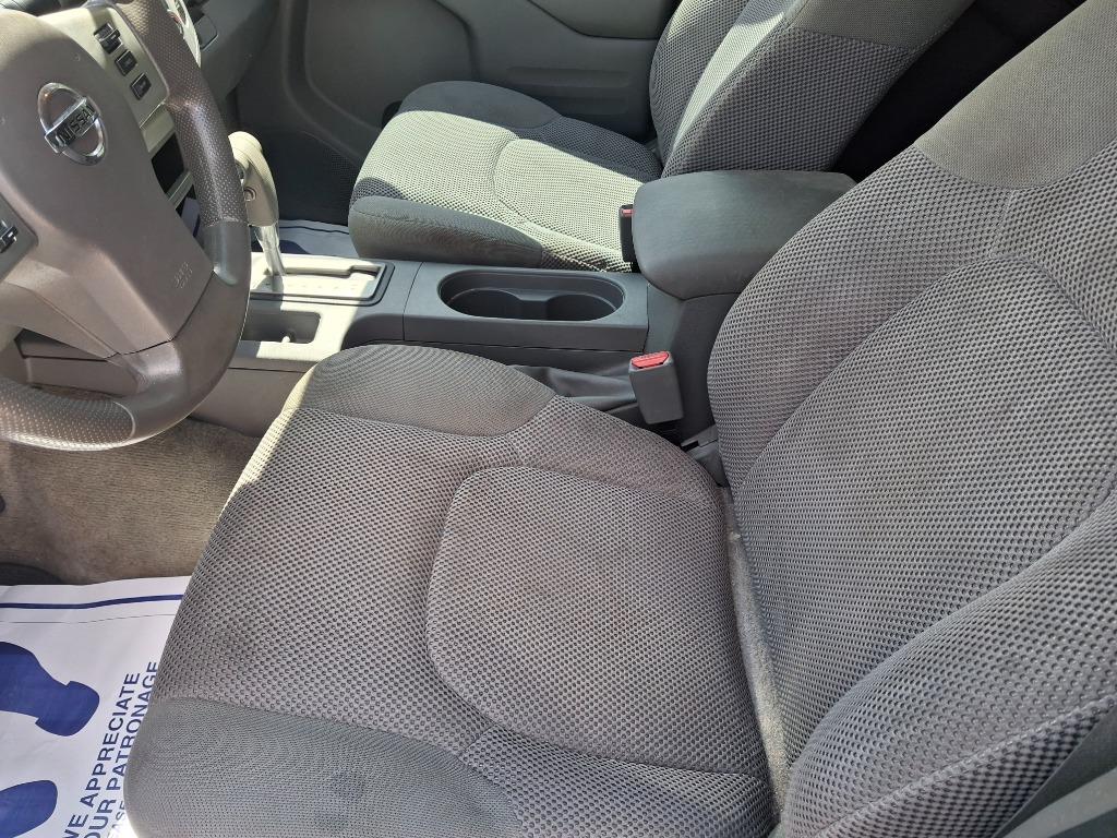 2016 Nissan Frontier - $11,999