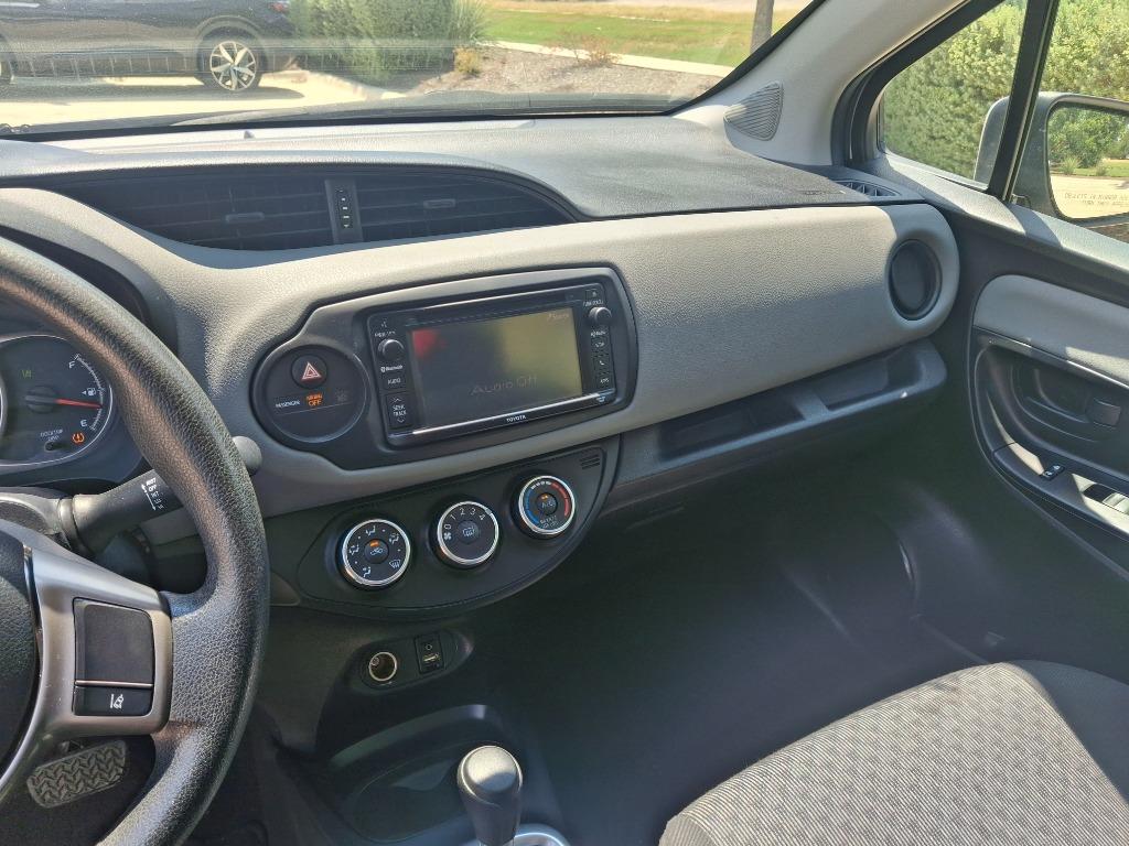 2017 Toyota Yaris - $8,999