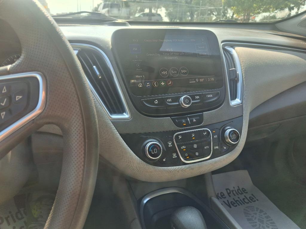 2021 Chevrolet Malibu - $14,599