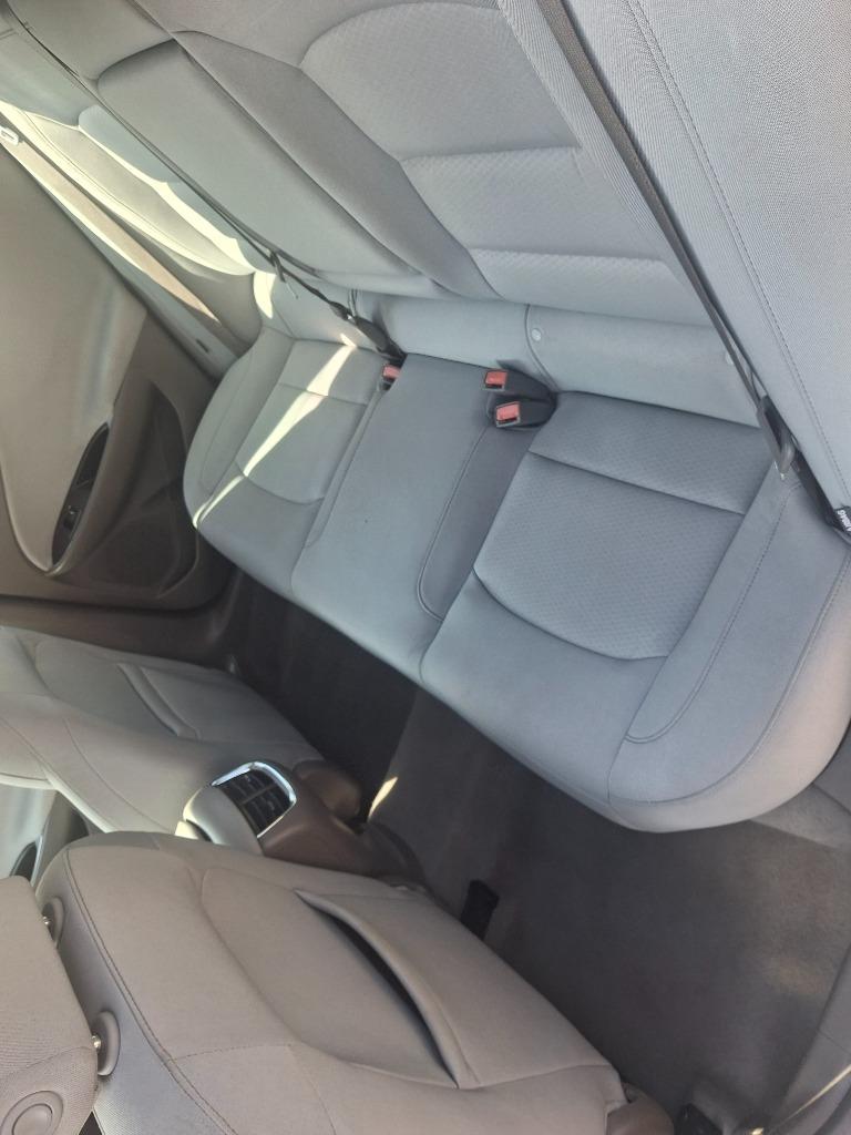 2021 Chevrolet Malibu - $14,599