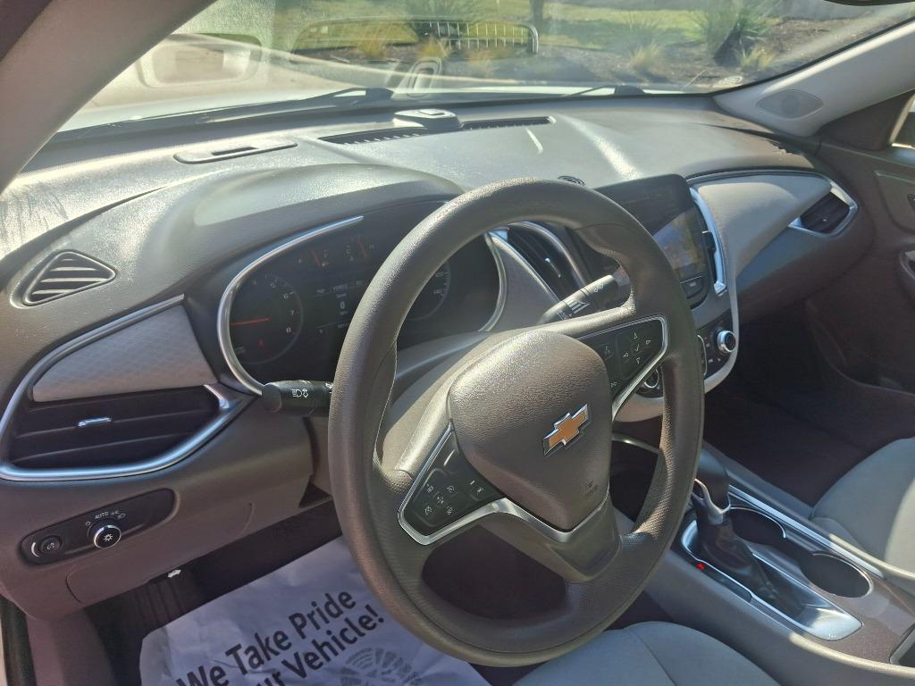 2021 Chevrolet Malibu - $14,599
