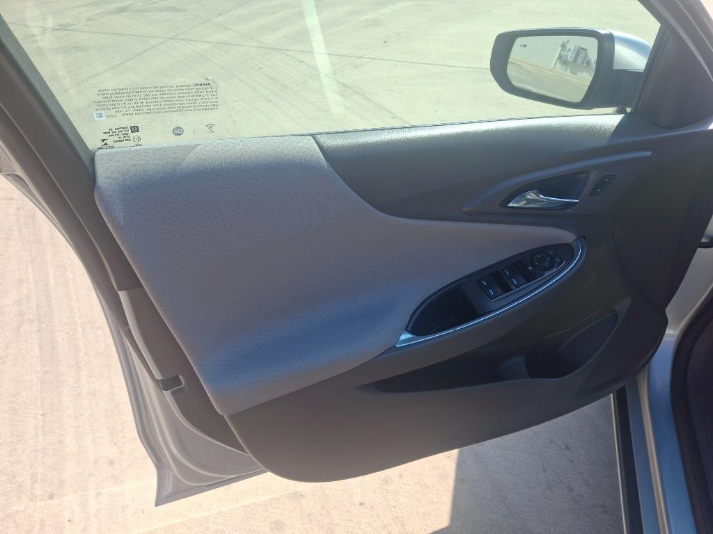 2021 Chevrolet Malibu - $14,599