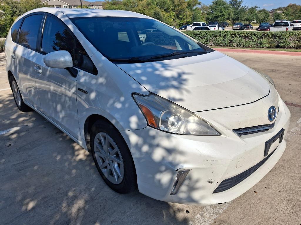 2012 Toyota Prius - $7,599