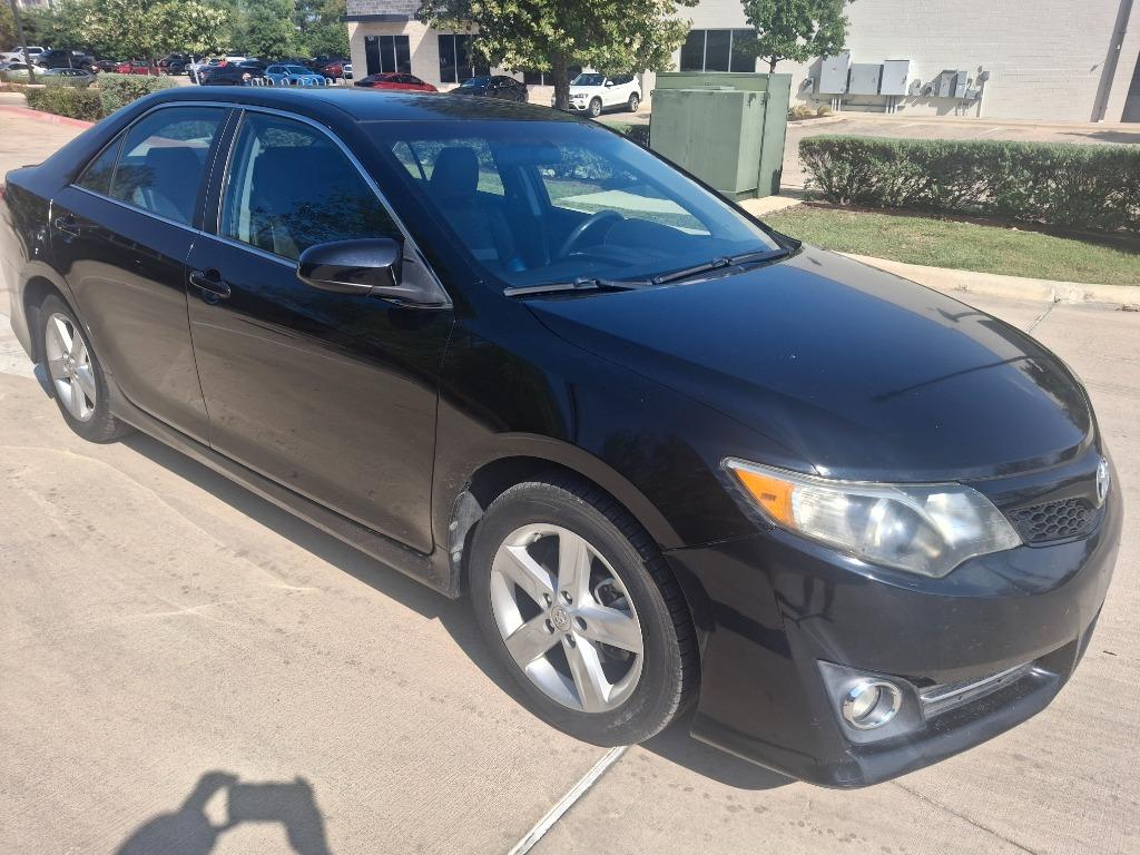 2014 Toyota Camry - $10,999