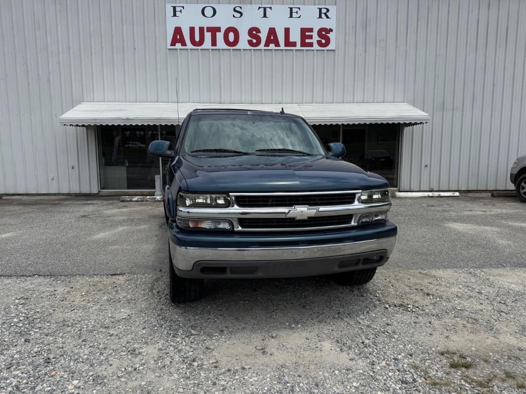 2006 Chevrolet Suburban - $9,995
