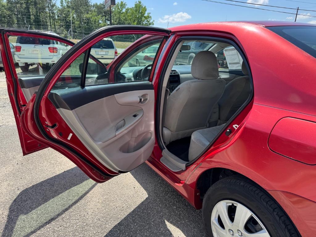 2011 Toyota Corolla photo