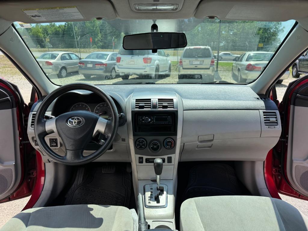 2011 Toyota Corolla photo